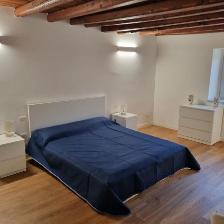 Casa Azzurra - Palazzo Del Buonpastore Палермо Екстериор снимка