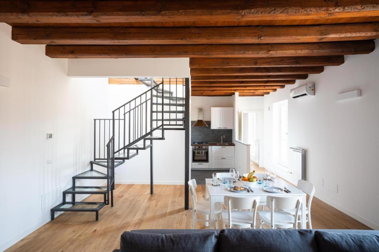Casa Azzurra - Palazzo Del Buonpastore Палермо Екстериор снимка
