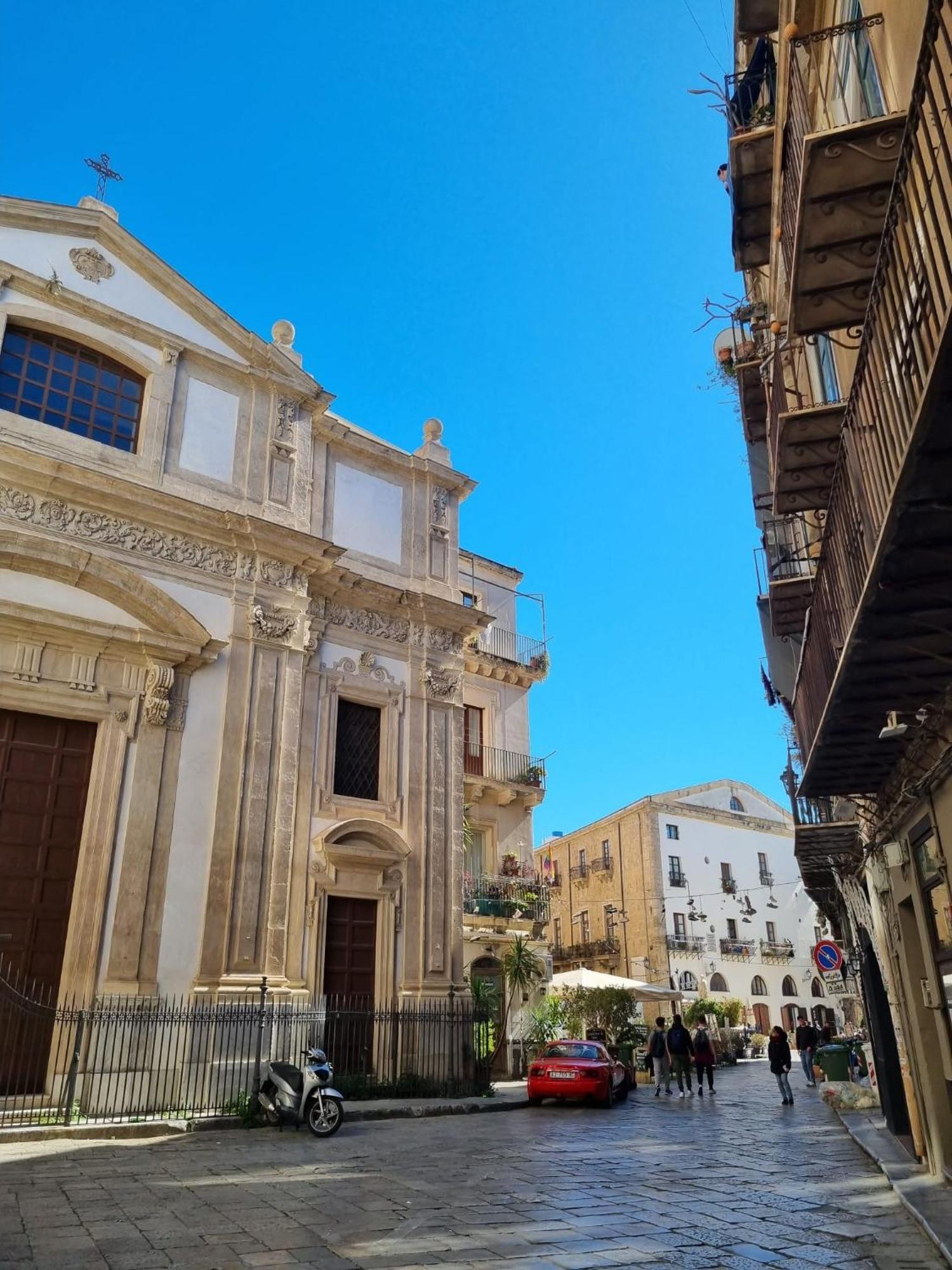 Casa Azzurra - Palazzo Del Buonpastore Палермо Екстериор снимка