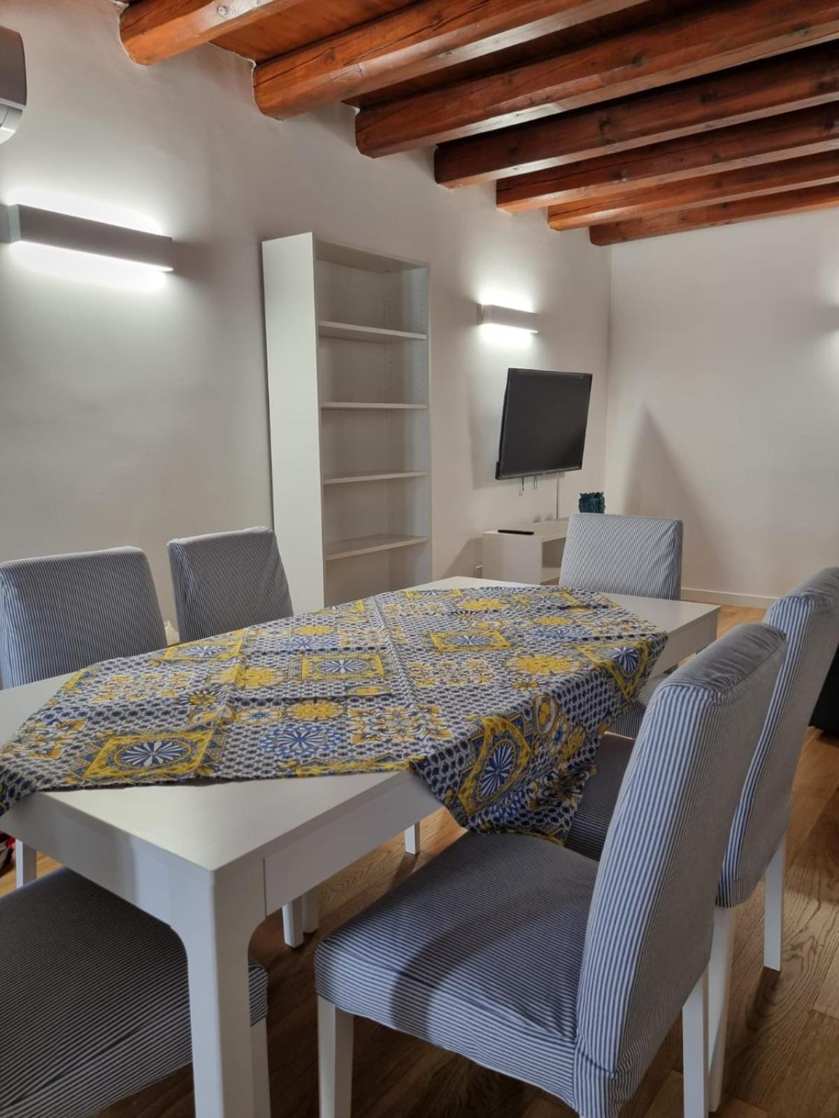 Casa Azzurra - Palazzo Del Buonpastore Палермо Екстериор снимка