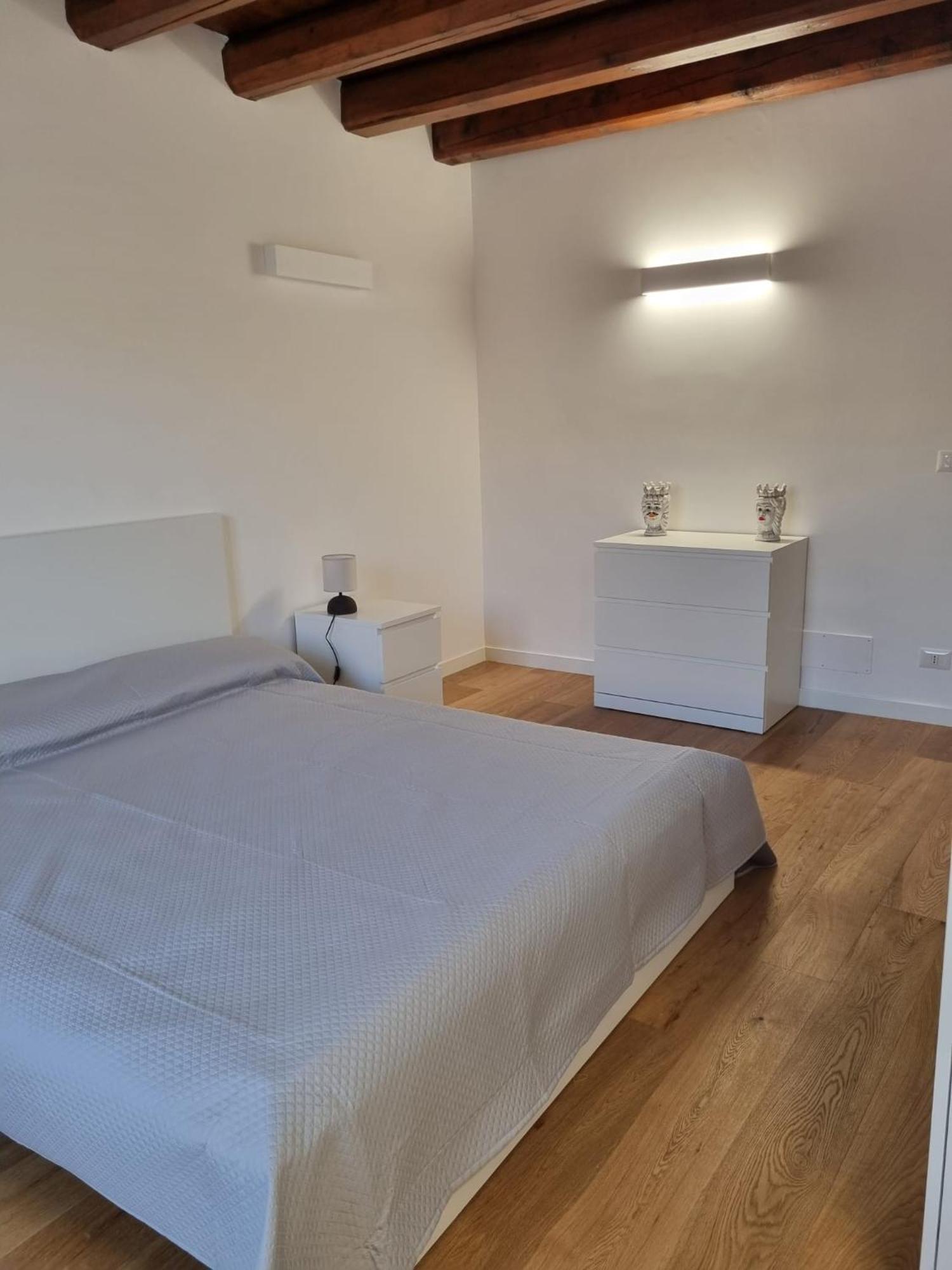Casa Azzurra - Palazzo Del Buonpastore Палермо Екстериор снимка